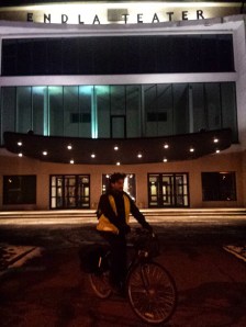 Traveling with bicycle theater - Keskväljak (Estonia)